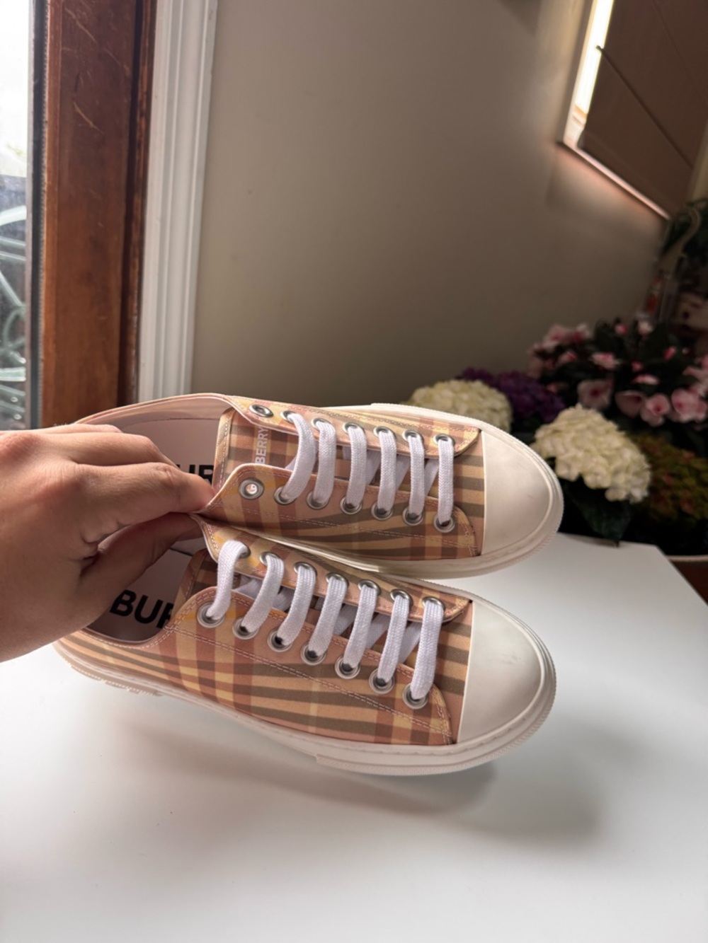 Burberry Check Platform Sneakers – Size EU 39.5 (Fits ~40) – Made in Italy - Picture 5 of 11